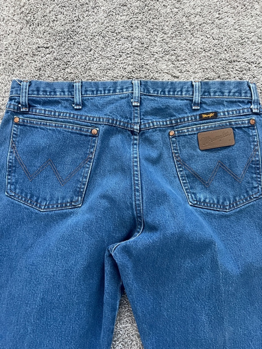 Wrangler 13MWZPW Cowboy Cut Men's Straight-Leg Blue Denim Jeans - Size 38x30 - Picture 3 of 13